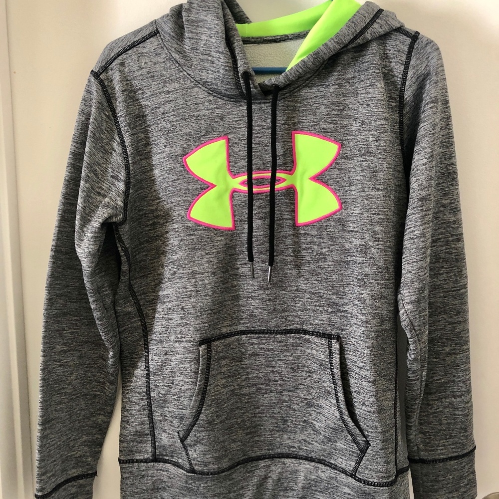 Under Armour Sweatshirt